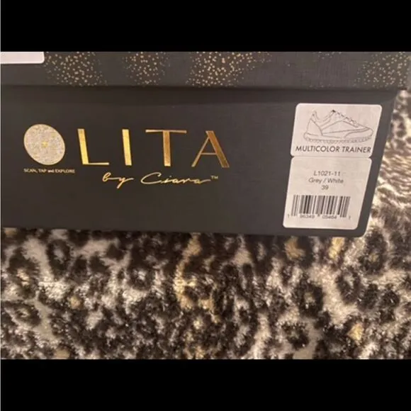 Lita by Ciara revolve women’s suede sneakers size 39 NIB
