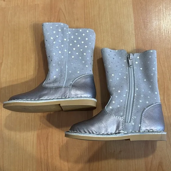 Livie and Luca LIKE NEW Toddler Girls Gray Star Boots size 6