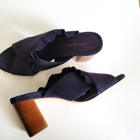 Loeffler randall Talley Navy blue sandal With Ruffle Details Size 6 Summer Shoes