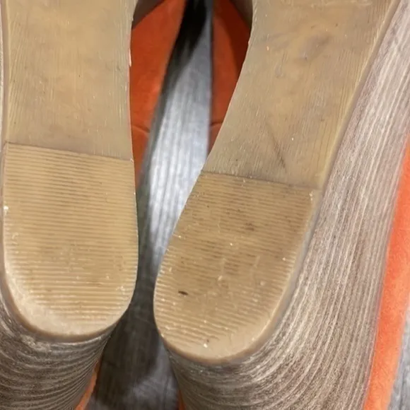 Lucky Brand coral salmon suede peep toe platform wedge heel size 9 1/2