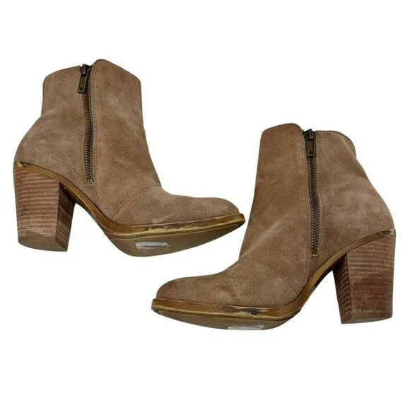 Lucky Brand Elenor2 Suede Leather Zip Embroidered Ankle Heeled Booties Size 7