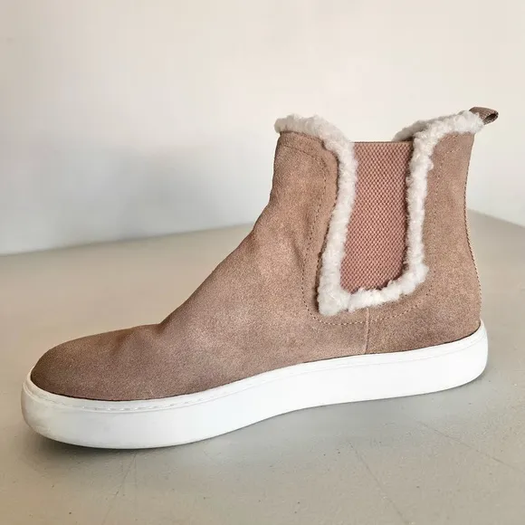 Lucky Brand Kichai Suede Chelsea Boots Size 8.5 Cozy Shearling