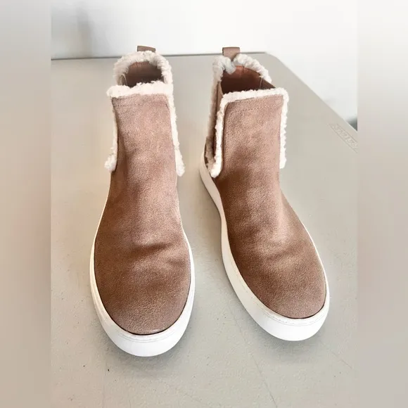 Lucky Brand Kichai Suede Chelsea Boots Size 8.5 Cozy Shearling