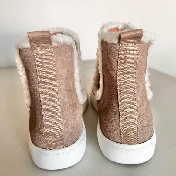 Lucky Brand Kichai Suede Chelsea Boots Size 8.5 Cozy Shearling
