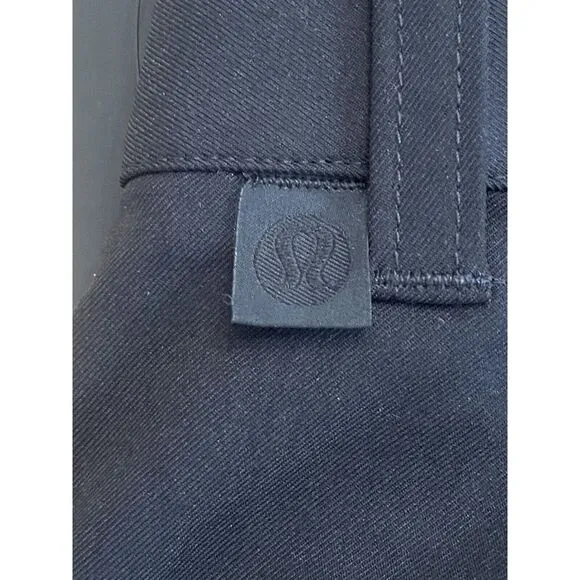 Lululemon Relaxed Fit Twill‎ short 9&quot; size 34 NWT