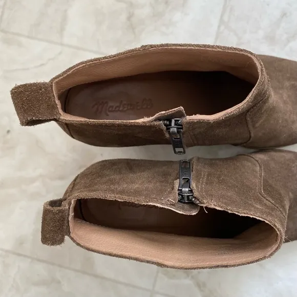 Madewell The Brenner Stacked Heels Ankle Boots in Mink Suede size 9.5