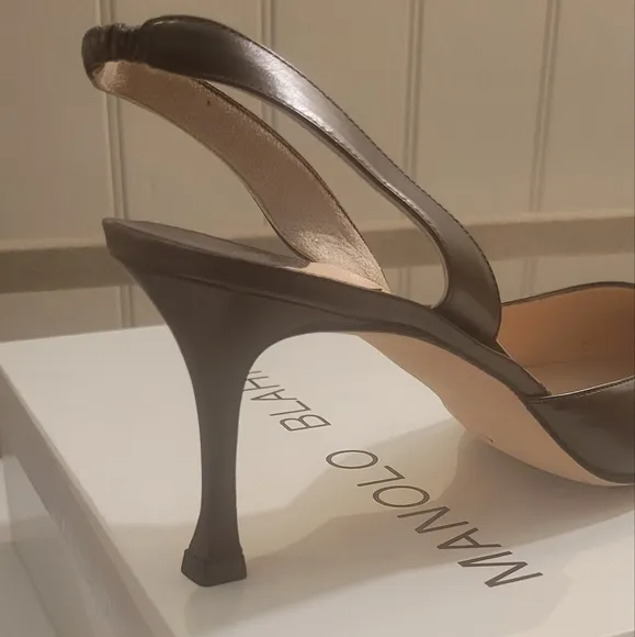 Manolo Blahnik black pointed espadrille stilettos size 41