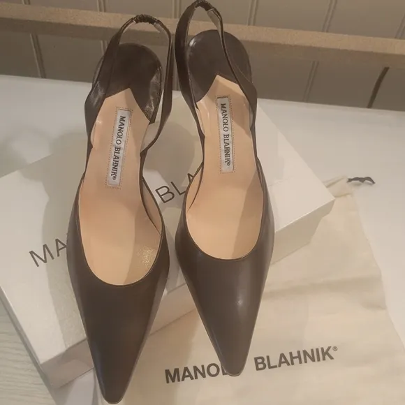 Manolo Blahnik black pointed espadrille stilettos size 41