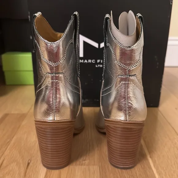Marc Fisher Gona Women's Bootie in Metallic Silver NEW