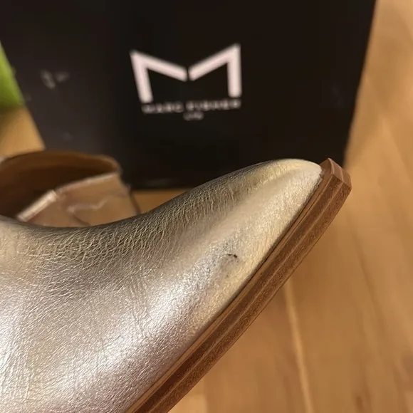 Marc Fisher Gona Women's Bootie in Metallic Silver NEW