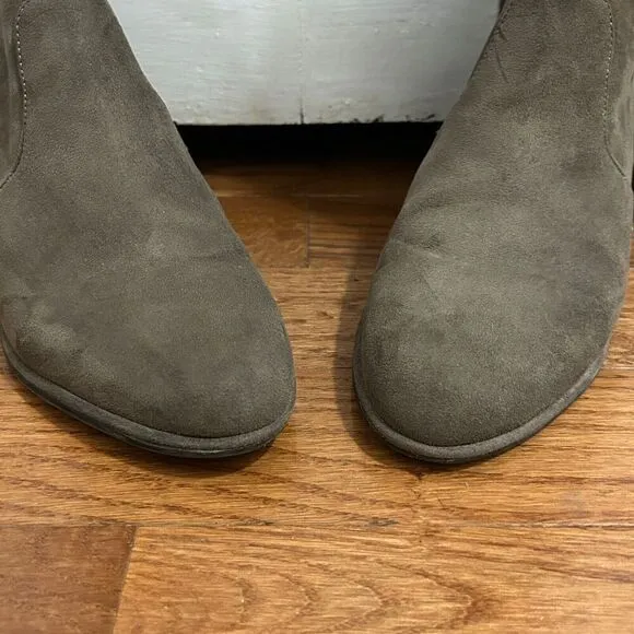 Marc Fisher Humor2 Over The Knee Boots Taupe Faux Suede Size 9.5 W