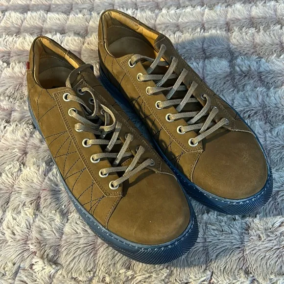 Marc Joseph Atkin St.Men’s Suede  Sneakers /Shoe size 9