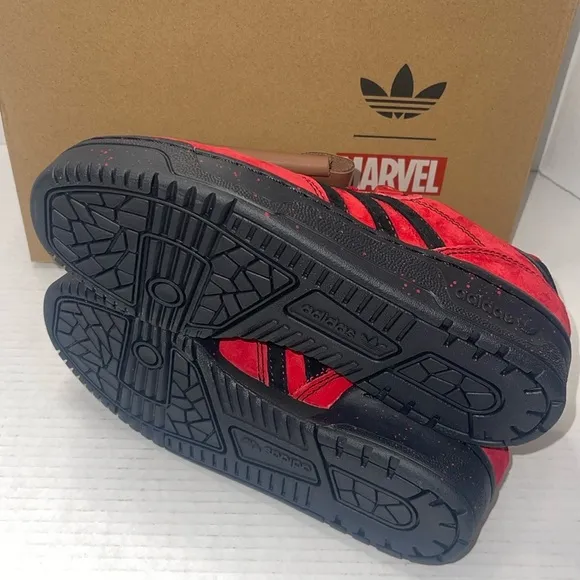 Marvel x Adidas Rivalry Low Deadpool &amp; Wolverine “Deadpool” (JR2480) Size: 5