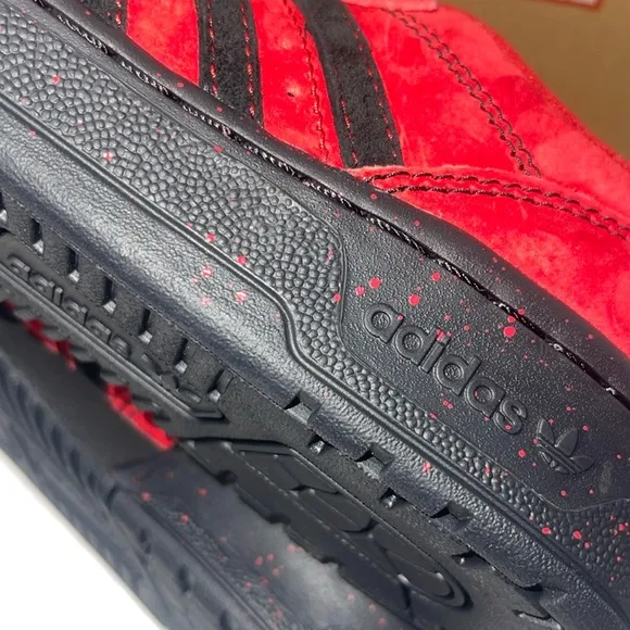 Marvel x Adidas Rivalry Low Deadpool &amp; Wolverine “Deadpool” (JR2480) Size: 5