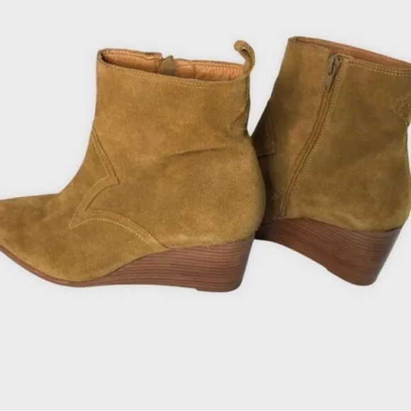 Matisse Essentials Suede Wedge Boots Size 9 1/2 In Fawn