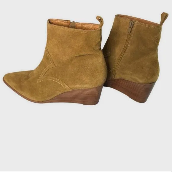 Matisse Essentials Suede Wedge Boots Size 9 1/2 In Fawn