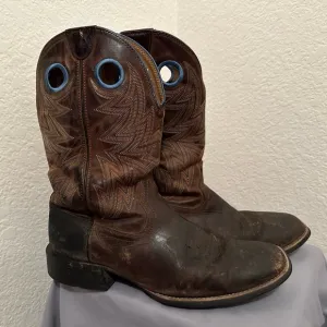 Men’s Ariat Heritage Leather Cowboy Western Boots