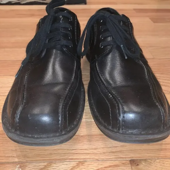 Men’s Black Comfortable Clarks Lace Shoes Size 8