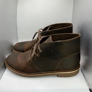 Men’s Clarks Chukka Boots Size 9