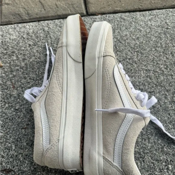 Men’s Classic White Van Sneakers size 8.5 | Worn once!