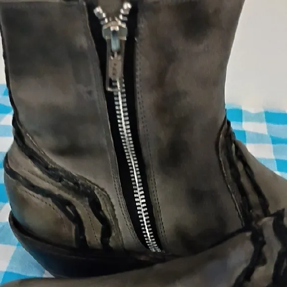 Men's Gray Leather Boots