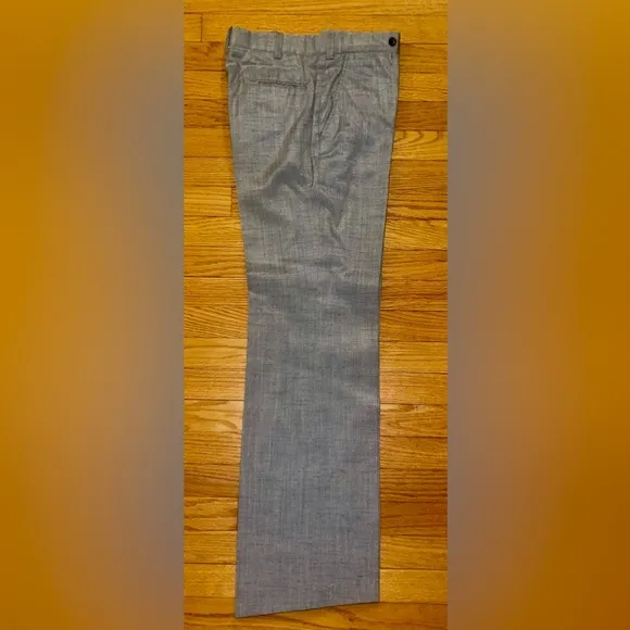 Men’s gray Suit