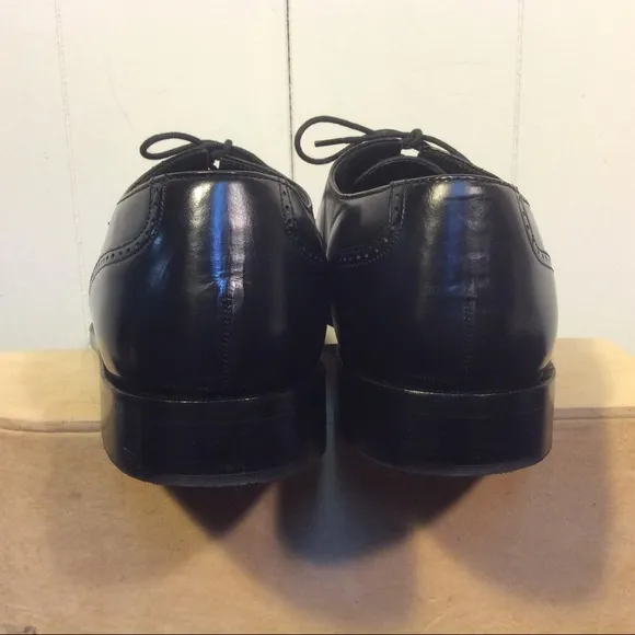 Men’s leather Bostonian Stockbridge shoes size 9
