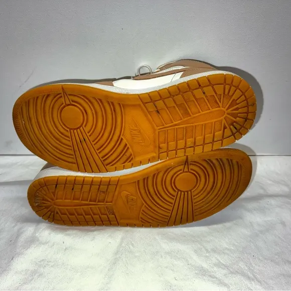 Mens Nike Air Jordan 1 Mid &quot;Tan Gum&quot; 554724-271 Size 9.5