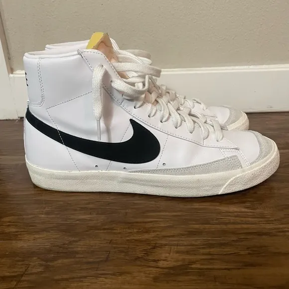 Men’s NIKE BLAZER MID '77 VINTAGE CASUAL SHOES