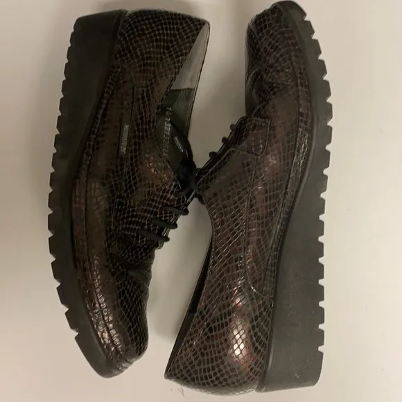 MEPHISTO Air-Jet Patent Leather Lace Up Shoes 8.5