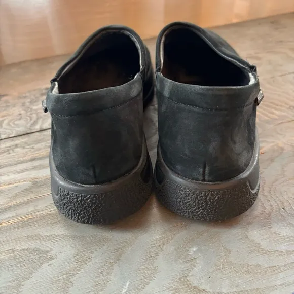 Mephisto black suede slip on shoes | size 9.5