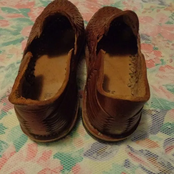 MEXICANA MENS LEATHER WOVEN HAND MADE SHOES 28/ 9.5