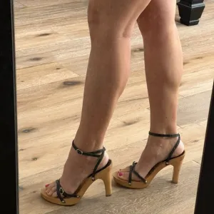 MIA Ankle Strap Platform High Heel Stiletto Black Leather &amp; Natural Wood Size 6