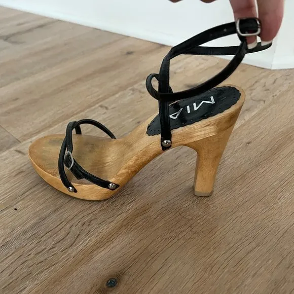 MIA Ankle Strap Platform High Heel Stiletto Black Leather &amp; Natural Wood Size 6