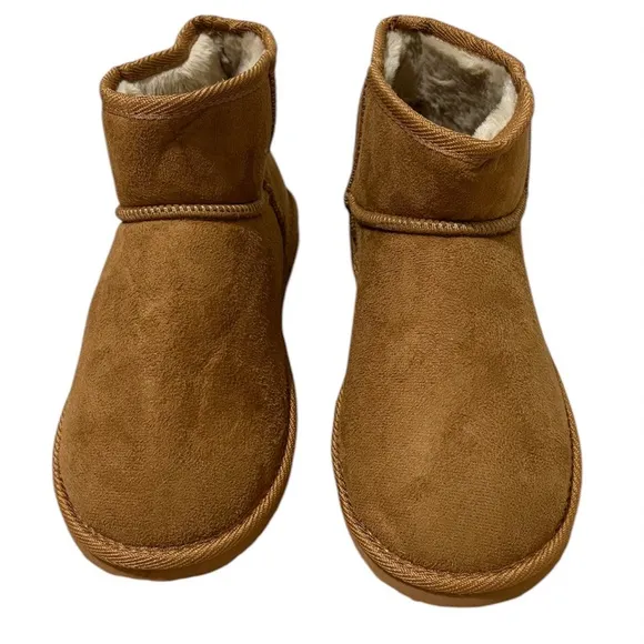 MIA Tan Ankle Boots with Fuzzy Lining and Slouchy Silhouette Size 8.5M