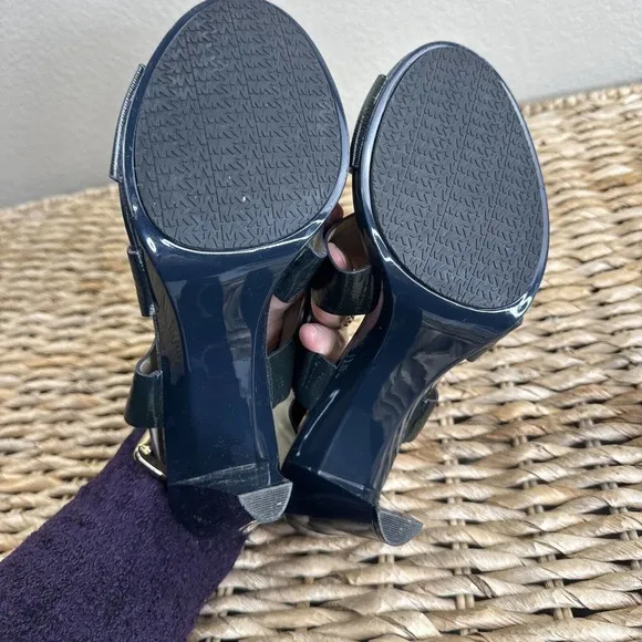 Michael Kors Shoes Women 10 Blue Gold Strappy Trendy Classy Classic