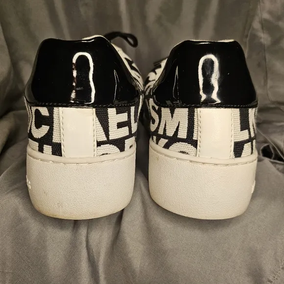 MICHAEL KORS SNEAKERS 🖤🤍🖤 size 8.5 👟 platform shoes 🤍🖤