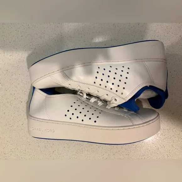 Michael Kors Women's‎ White Blue Leather Mesh Low Sneakers Shoes Lace Ups 6