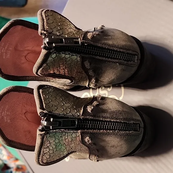 Miss Macie leather boots