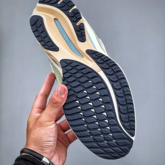 Mizuno Wave Rider Beta Suede Sneakers