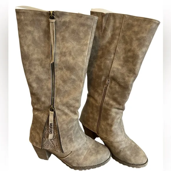 Mukluks Tan &amp; Dark Brown Faux leather Boots w/side zipper &amp; knit detail Size 8