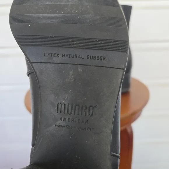 Munro American Ankle Heel Boot Shoes Leather