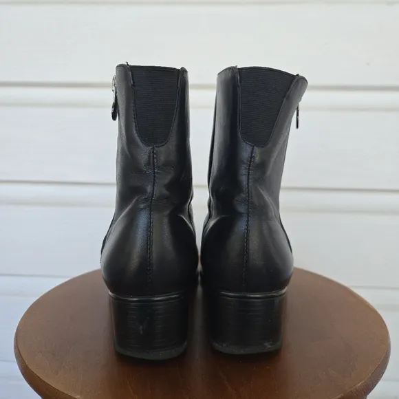 Munro American Ankle Heel Boot Shoes Leather
