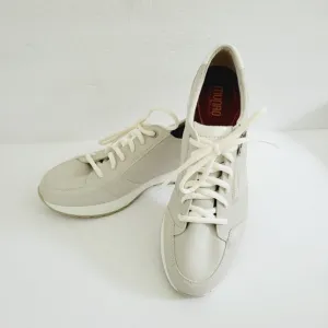 Munro Sutton Gray Suede Leather Sneakers Size 10