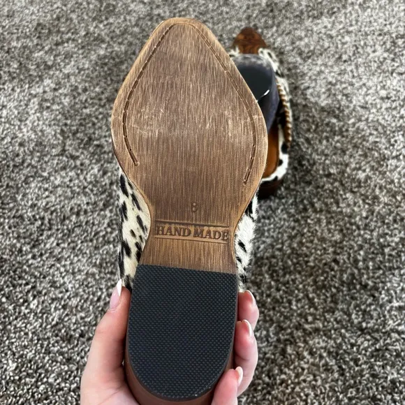 Myra HEELY WESTERN HAND-TOOLEDMULES Size 8 Black and White NEW IN BAG