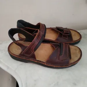 Naot Brown Leather Strappy Slip On Men’s Shoes Sandals Size 13 US 46 EU
