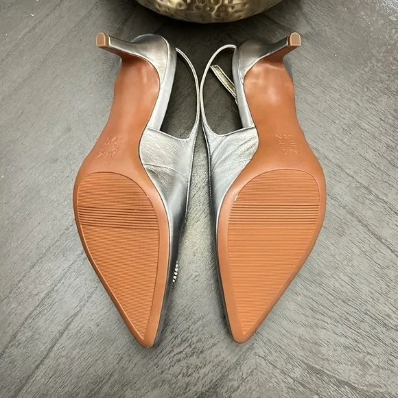 NATURALIZER EMILY EMBELLISHED SLINGBACK HEELS