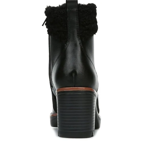 Naturalizer Val Womens Leather Lug Sole Combate &amp; Lace-Up Boots (LIKE NEW)