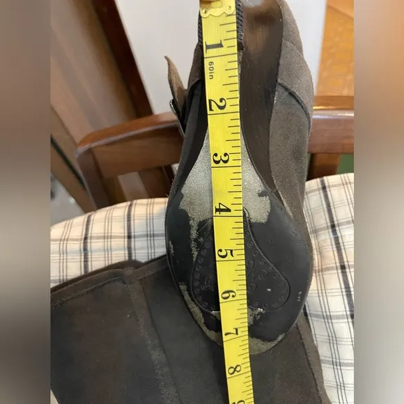 Naughty Monkey Gray Suede Boots 7.5