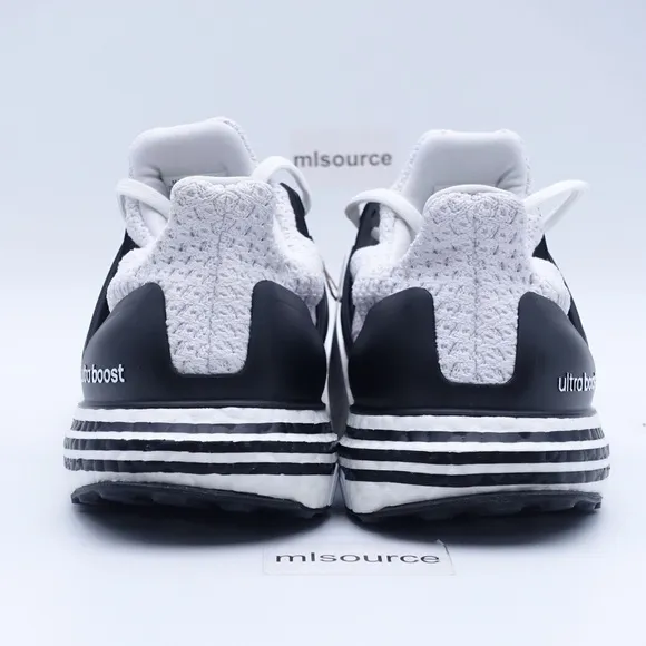 NEW adidas Ultraboost 5.0 DNA Running Shoes GX9334 White